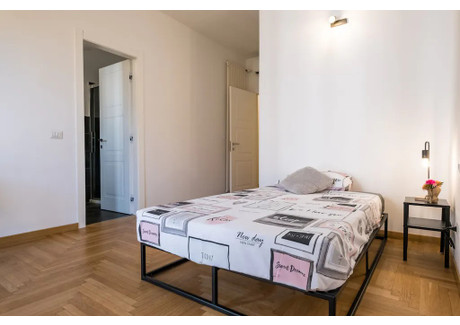 Mieszkanie do wynajęcia - Piazza Carlo Caneva Milan, Włochy, 80 m², 1090 USD (4556 PLN), NET-98558563