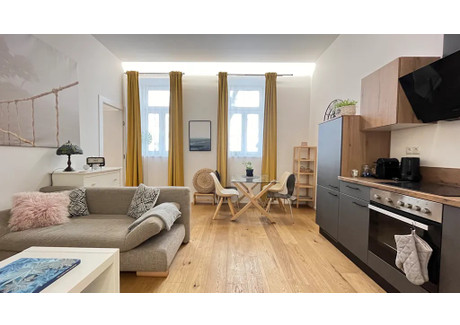 Mieszkanie do wynajęcia - Hasnerstraße Vienna, Austria, 45 m², 1542 USD (6401 PLN), NET-98967832