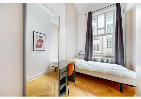 Mieszkanie do wynajęcia - Chaussée d'Ixelles Ixelles, Belgia, 189 m², 712 USD (2953 PLN), NET-99942266