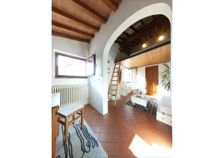 Mieszkanie do wynajęcia - Via dei Pepi Florence, Włochy, 35 m², 1615 USD (6604 PLN), NET-90195054