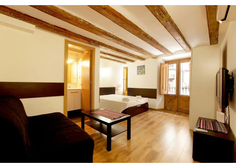 Mieszkanie do wynajęcia - Carrer Nou de la Rambla Barcelona, Hiszpania, 30 m², 833 USD (3459 PLN), NET-90197893