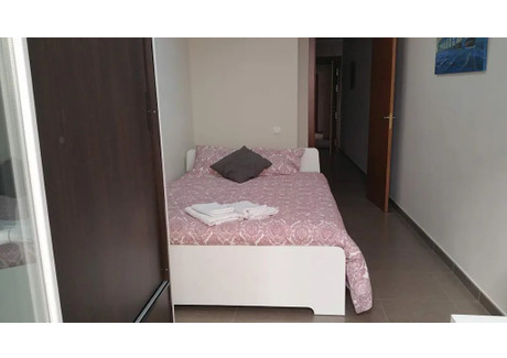 Mieszkanie do wynajęcia - Carrer de l'Hospital Barcelona, Hiszpania, 90 m², 528 USD (2191 PLN), NET-90198185