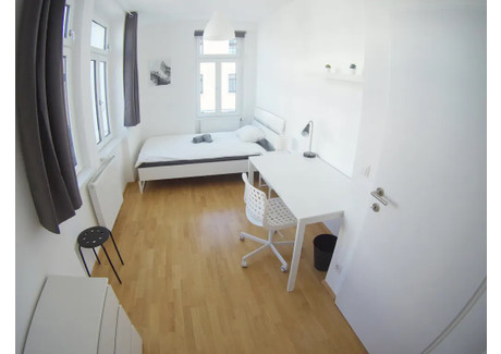 Mieszkanie do wynajęcia - Triester Straße Vienna, Austria, 83 m², 632 USD (2592 PLN), NET-90204147