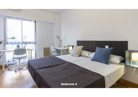 Mieszkanie do wynajęcia - Calle de Cáceres Madrid, Hiszpania, 130 m², 930 USD (3598 PLN), NET-90204401