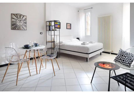 Mieszkanie do wynajęcia - Via Luigi Zamboni Bologna, Włochy, 35 m², 1687 USD (6647 PLN), NET-90204581