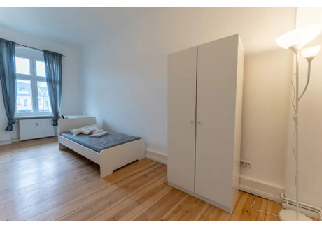 Mieszkanie do wynajęcia - Boxhagener Straße Berlin, Niemcy, 114 m², 801 USD (3130 PLN), NET-90205240