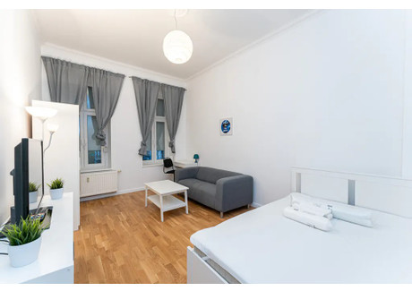 Mieszkanie do wynajęcia - Bornholmer Straße Berlin, Niemcy, 32 m², 1499 USD (5861 PLN), NET-90205335