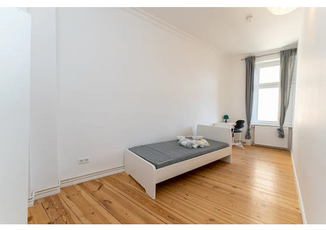 Mieszkanie do wynajęcia - Boxhagener Straße Berlin, Niemcy, 73 m², 748 USD (3058 PLN), NET-90206305