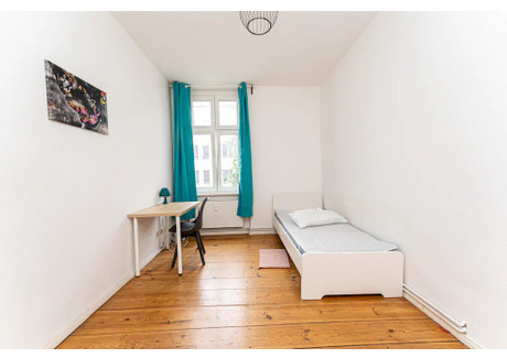 Mieszkanie do wynajęcia - Boxhagener Straße Berlin, Niemcy, 58 m², 727 USD (2972 PLN), NET-90206306