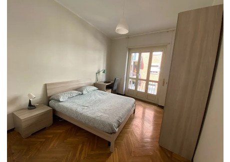 Mieszkanie do wynajęcia - Via Federico Ozanam Turin, Włochy, 120 m², 629 USD (2414 PLN), NET-90206552