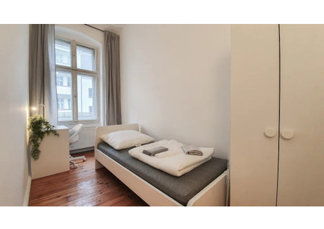 Mieszkanie do wynajęcia - Nordkapstraße Berlin, Niemcy, 63 m², 792 USD (3231 PLN), NET-90206973