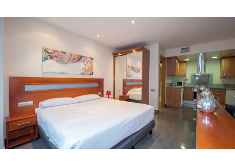 Mieszkanie do wynajęcia - Carrer de Torres i Amat Barcelona, Hiszpania, 35 m², 2693 USD (10 851 PLN), NET-90207001
