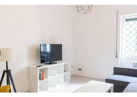 Mieszkanie do wynajęcia - Via Bonifacio VIII Rome, Włochy, 110 m², 1902 USD (7305 PLN), NET-90207149