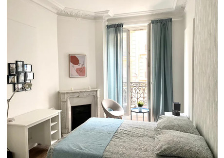 Mieszkanie do wynajęcia - Rue Jean-François Lépine Paris, Francja, 68 m², 1008 USD (3971 PLN), NET-90207281