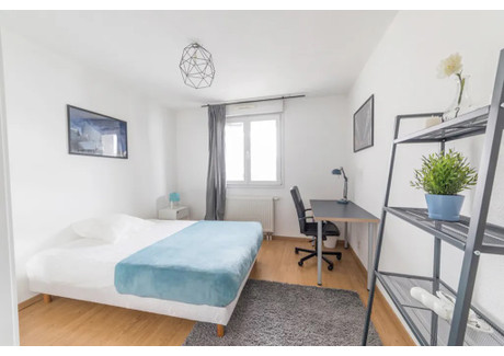 Mieszkanie do wynajęcia - Avenue de Colmar Strasbourg, Francja, 98 m², 656 USD (2642 PLN), NET-90207699