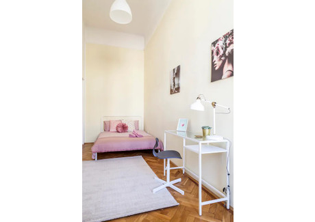 Mieszkanie do wynajęcia - Üllői út Budapest, Węgry, 90 m², 432 USD (1658 PLN), NET-90207953