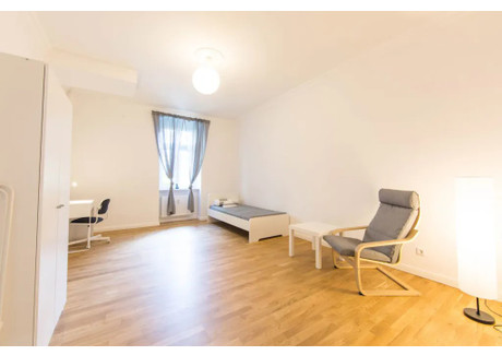 Mieszkanie do wynajęcia - Boxhagener Straße Berlin, Niemcy, 85 m², 714 USD (2919 PLN), NET-90207966