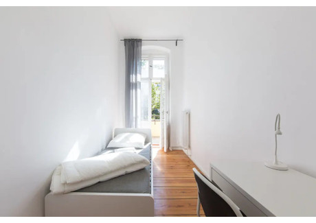 Mieszkanie do wynajęcia - Kaiser-Friedrich-Straße Berlin, Niemcy, 97 m², 690 USD (2719 PLN), NET-90207962