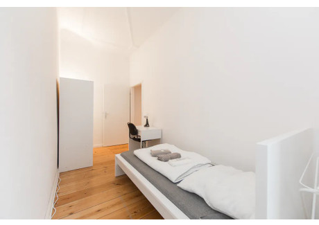 Mieszkanie do wynajęcia - Biebricher Straße Berlin, Niemcy, 66 m², 699 USD (2686 PLN), NET-90208200