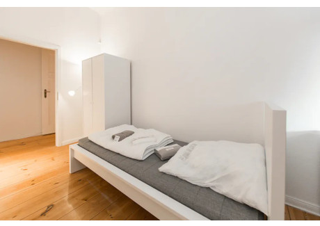 Mieszkanie do wynajęcia - Biebricher Straße Berlin, Niemcy, 66 m², 732 USD (2810 PLN), NET-90208201