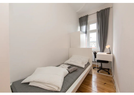 Mieszkanie do wynajęcia - Biebricher Straße Berlin, Niemcy, 66 m², 690 USD (2821 PLN), NET-90208202