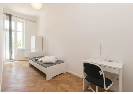 Mieszkanie do wynajęcia - Hermannstraße Berlin, Niemcy, 147 m², 675 USD (2638 PLN), NET-90208302