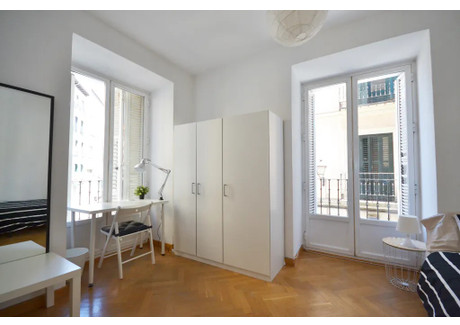 Mieszkanie do wynajęcia - Calle Mesón de Paredes Madrid, Hiszpania, 170 m², 848 USD (3402 PLN), NET-90208462