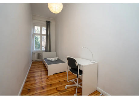 Mieszkanie do wynajęcia - Boxhagener Straße Berlin, Niemcy, 65 m², 730 USD (2802 PLN), NET-90208629