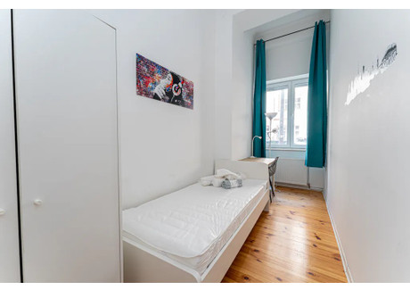 Mieszkanie do wynajęcia - Nordkapstraße Berlin, Niemcy, 73 m², 740 USD (2862 PLN), NET-90208950