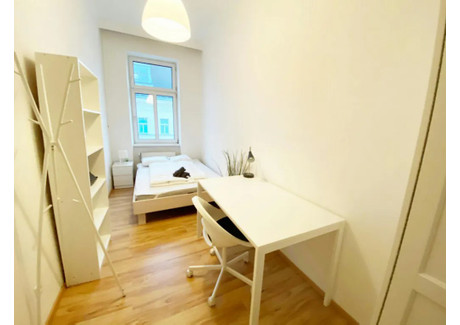 Mieszkanie do wynajęcia - Koppstraße Vienna, Austria, 85 m², 603 USD (2471 PLN), NET-90208996