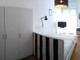 Mieszkanie do wynajęcia - Via Bartolomeo d'Alviano Milan, Włochy, 150 m², 749 USD (2951 PLN), NET-90209154