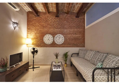 Mieszkanie do wynajęcia - Carrer de Sant Pere Màrtir Barcelona, Hiszpania, 35 m², 2616 USD (10 700 PLN), NET-90209451