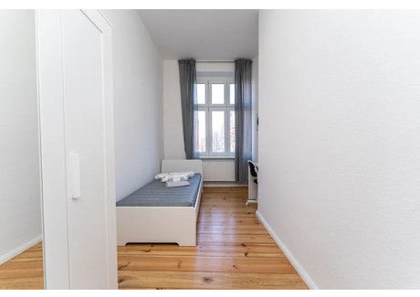 Mieszkanie do wynajęcia - Bornholmer Straße Berlin, Niemcy, 55 m², 736 USD (2877 PLN), NET-90209726