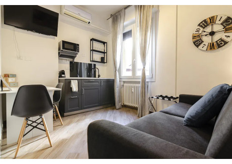 Mieszkanie do wynajęcia - Via Galliera Bologna, Włochy, 110 m², 3125 USD (12 783 PLN), NET-90209937