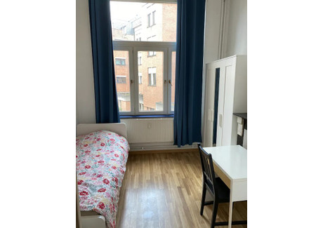 Mieszkanie do wynajęcia - Rue Saint-Christophe Brussels, Belgia, 85 m², 566 USD (2322 PLN), NET-90209958