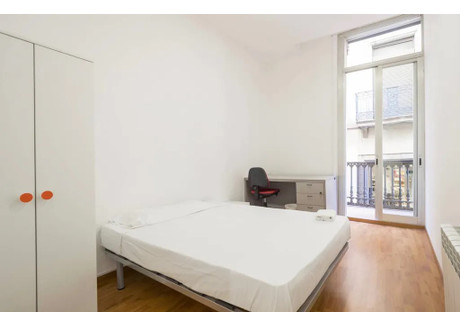 Mieszkanie do wynajęcia - Carrer de la Portaferrissa Barcelona, Hiszpania, 180 m², 677 USD (2729 PLN), NET-90200159