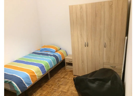 Mieszkanie do wynajęcia - Rua de Contumil Porto, Portugalia, 100 m², 330 USD (1368 PLN), NET-90200751