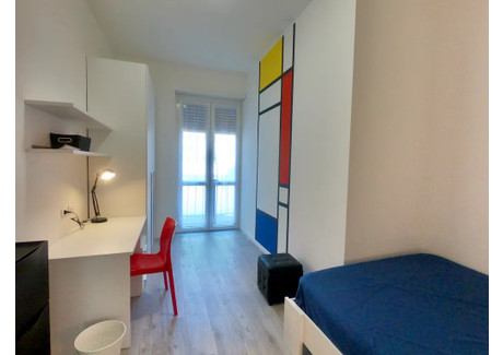 Mieszkanie do wynajęcia - Via Louis Pasteur Milan, Włochy, 165 m², 875 USD (3580 PLN), NET-90201735