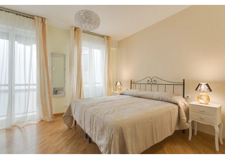 Mieszkanie do wynajęcia - Via dei Palchetti Florence, Włochy, 50 m², 1851 USD (7587 PLN), NET-90202745