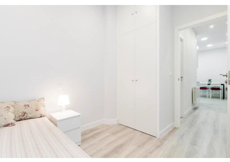 Mieszkanie do wynajęcia - Calle de Andrés Mellado Madrid, Hiszpania, 60 m², 563 USD (2309 PLN), NET-90202940