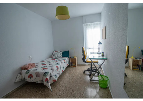 Mieszkanie do wynajęcia - Avenida del Cid Valencia, Hiszpania, 160 m², 385 USD (1597 PLN), NET-90203188