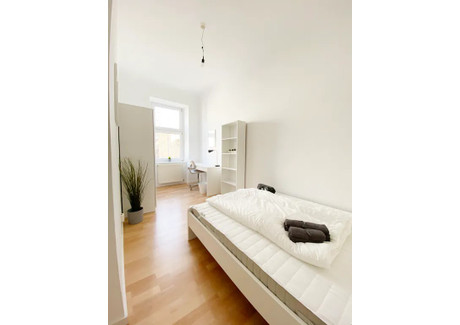 Mieszkanie do wynajęcia - Wallensteinstraße Vienna, Austria, 77 m², 653 USD (2508 PLN), NET-90214076