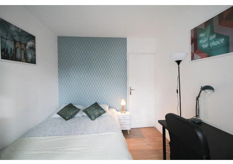 Mieszkanie do wynajęcia - Rue Mozart Clichy, Francja, 90 m², 855 USD (3429 PLN), NET-90214234