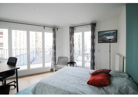 Mieszkanie do wynajęcia - Rue Mozart Clichy, Francja, 91 m², 900 USD (3681 PLN), NET-90214252