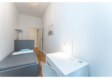 Mieszkanie do wynajęcia - Bornholmer Straße Berlin, Niemcy, 83 m², 676 USD (2725 PLN), NET-90214665