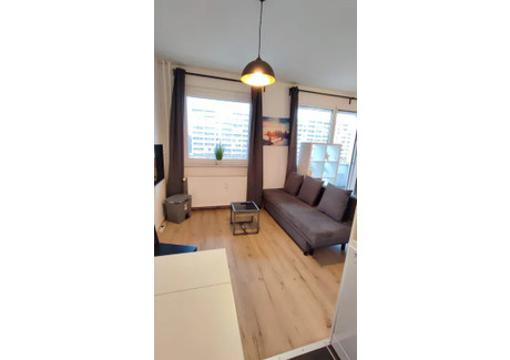 Mieszkanie do wynajęcia - Mollstraße Berlin, Niemcy, 40 m², 1502 USD (5811 PLN), NET-90215853