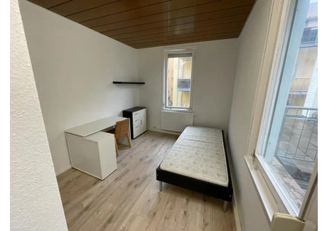 Mieszkanie do wynajęcia - Duisburger Straße Stuttgart, Niemcy, 78 m², 512 USD (2125 PLN), NET-90216714