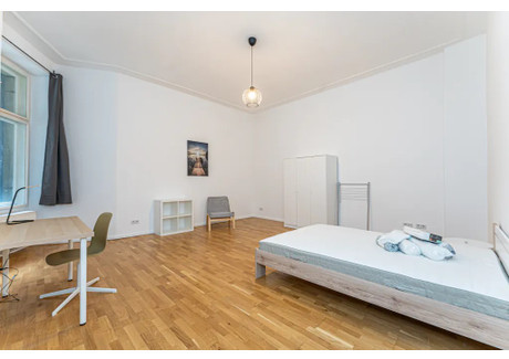 Mieszkanie do wynajęcia - Bornholmer Straße Berlin, Niemcy, 123 m², 737 USD (3015 PLN), NET-90217155