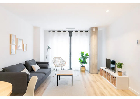 Mieszkanie do wynajęcia - Carrer de les Camèlies Barcelona, Hiszpania, 65 m², 1823 USD (7621 PLN), NET-90217358