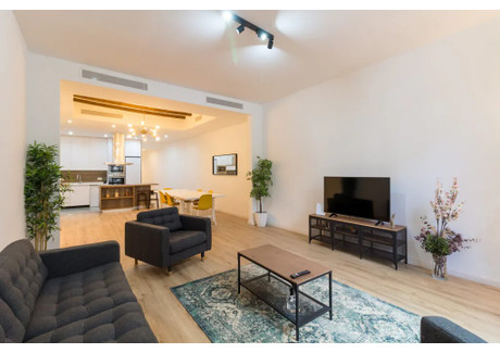 Mieszkanie do wynajęcia - Carrer La Rambla Barcelona, Hiszpania, 130 m², 2701 USD (10 887 PLN), NET-90217880